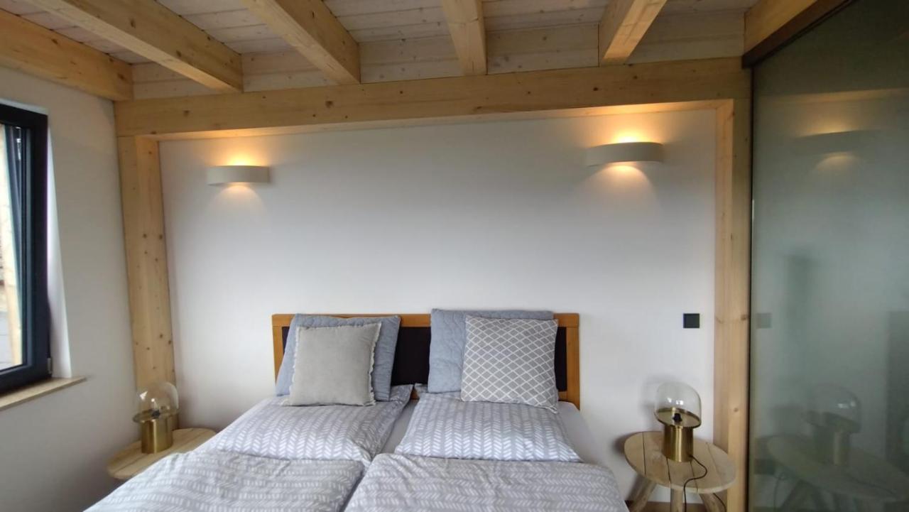 Grosszuegige Ferienwohnung Mit Weitem Ausblick Lichtenberg  Екстериор снимка