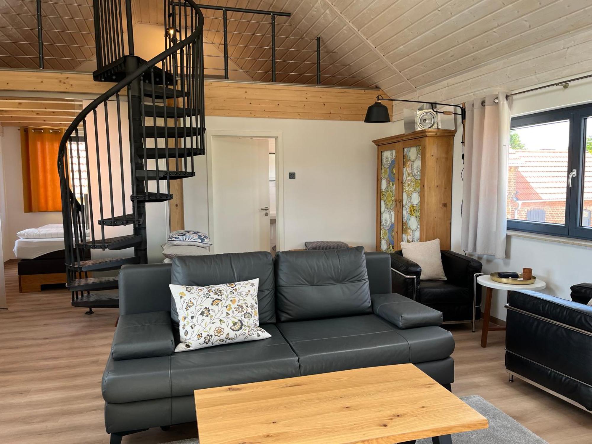 Grosszuegige Ferienwohnung Mit Weitem Ausblick Lichtenberg  Екстериор снимка